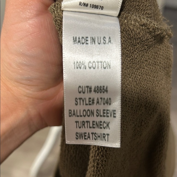 Agolde Ballon Sleeve Turtleneck Pullover Sweatshirt Womens M Green100% Cotton - Picture 11 of 13